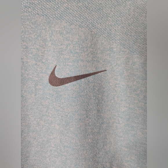 Nike Dri-FIT Golf Polo Women's Size Large Tiffany Blue Lightweight Performance T - Picture 3 of 7